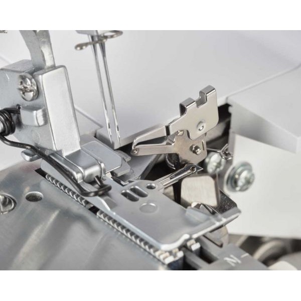 overlock Bernette B 44 Funlock